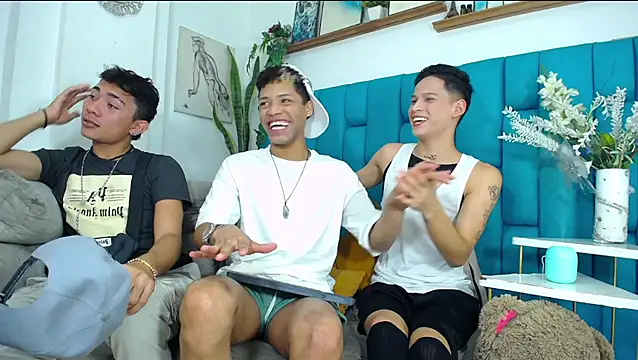 Snapshot of Hot_Boys_Latinos_X chatting on 5, 2, 2026 Hot Boys Latinos X online show from 5, 2, 2026