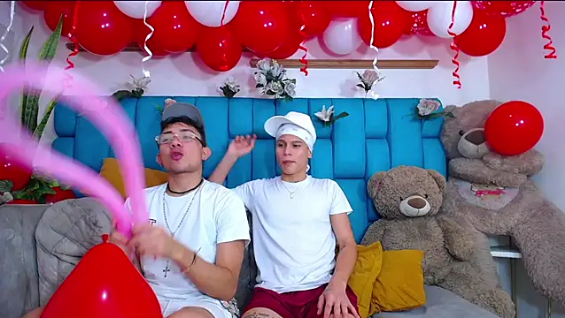 Snapshot of Hot_Boys_Latinos_X chatting on 12, 2, 2026 Hot Boys Latinos X online show from 12, 2, 2026