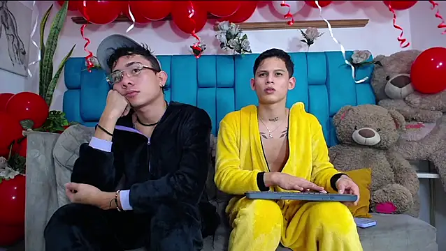 Snapshot of Hot_Boys_Latinos_X chatting on 13, 2, 2026 Hot Boys Latinos X online show from 13, 2, 2026