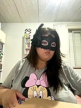 Snapshot of crazzyanne chatting on 16, 12, 2025 crazzyanne online show from 16, 12, 2025