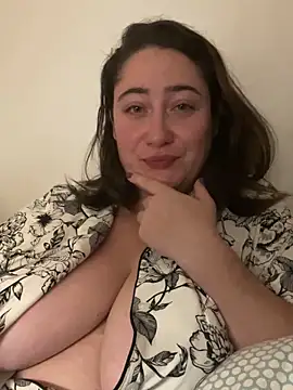 MlleKahh online show from 16, 11, 2025