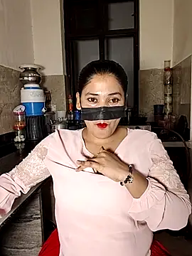 Heena-143 online show from 23, 4, 2026