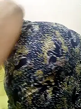 Mama Queeen online show from 24, 10, 2025