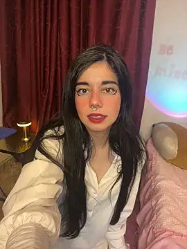 wetbyAlice online show from 16, 4, 2026