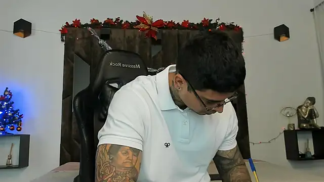 MATEO DILUCA online show from 17, 12, 2025