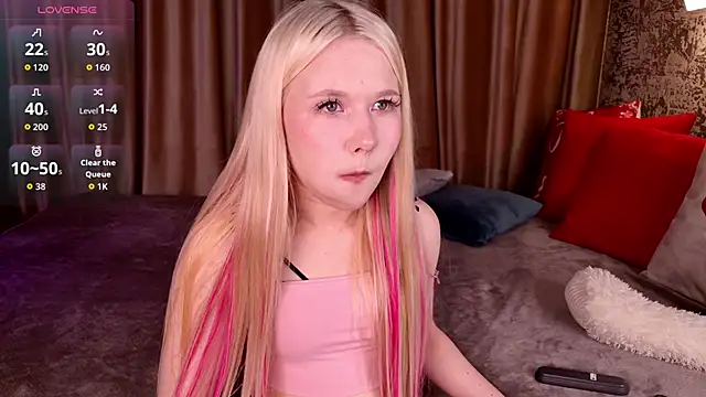 VivieSunn online show from 9, 4, 2026