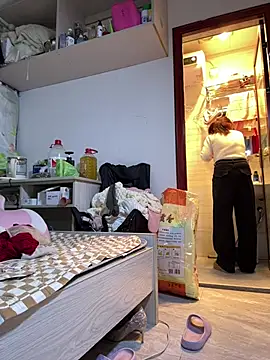 Snapshot of Zuzu-6 chatting on 17, 2, 2026 Zuzu-6 online show from 17, 2, 2026