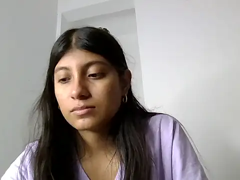 YeseniaRodriguez3 online show from 12, 2, 2026