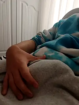 Snapshot of burak682 chatting on 26, 10, 2025 burak682 online show from 26, 10, 2025