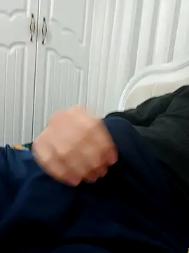 Snapshot of burak682 chatting on 27, 10, 2025 burak682 online show from 27, 10, 2025