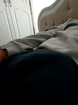 Snapshot of burak682 chatting on 10, 11, 2025 burak682 online show from 10, 11, 2025