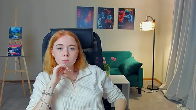 Snapshot of AddieOsler chatting on 26, 10, 2025 AddieOsler online show from 26, 10, 2025