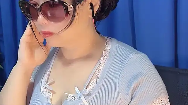 yaoyao22678 online show from 20, 12, 2025