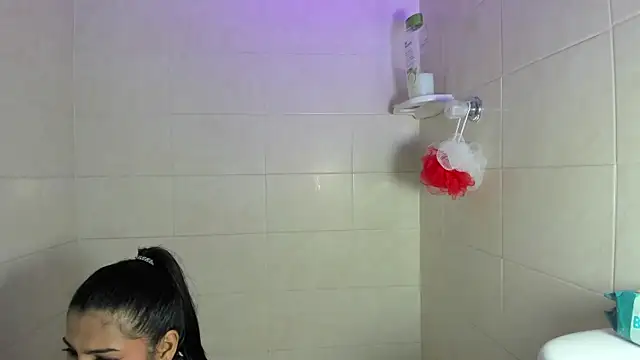 Leyacopper  online show from 27, 2, 2026