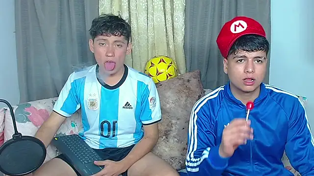 Snapshot of the_boy_king016 chatting on 29, 10, 2025 the boy king016 online show from 29, 10, 2025