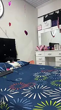 Hot2gether69 online show from 4, 2, 2026