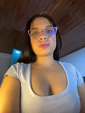Snapshot of Im_Saraaaa chatting on 28, 7, 2026 Im Saraaaa online show from 28, 7, 2026
