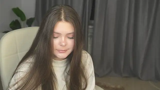 Snapshot of AdelinaIbraham chatting on 28, 10, 2025 AdelinaIbraham online show from 28, 10, 2025