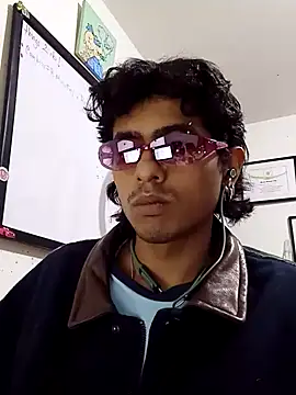 SkinniYamo online show from 20, 2, 2026