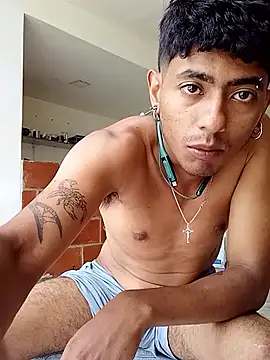 SkinniYamo online show from 29, 4, 2026