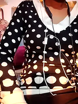 Snapshot of Hot-Rubyy chatting on 2, 12, 2025 Hot-Rubyy online show from 2, 12, 2025