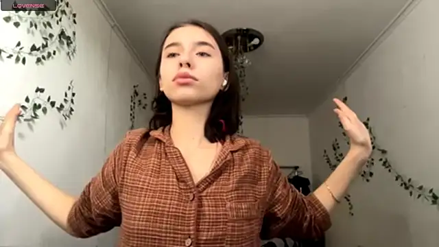 LilithFlamey online show from 15, 12, 2025