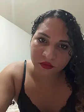 Snapshot of transnovata065 chatting on 1, 11, 2025 transnovata065 online show from 1, 11, 2025