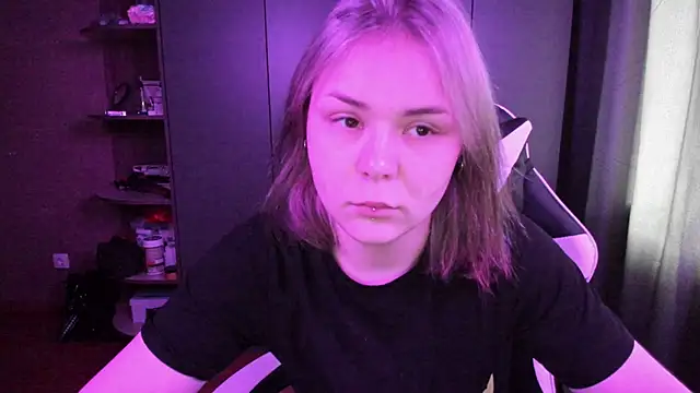 sophia lix online show from 16, 11, 2025