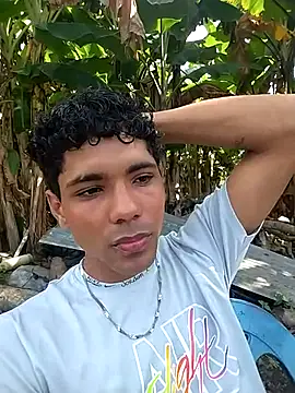 Alex Sweeting online show from 3, 2, 2026