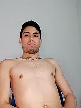 Snapshot of willexer chatting on 27, 10, 2025 willexer online show from 27, 10, 2025