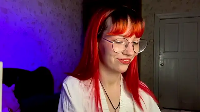 Snapshot of Midnight_Secret chatting on 28, 10, 2025 Midnight Secret online show from 28, 10, 2025