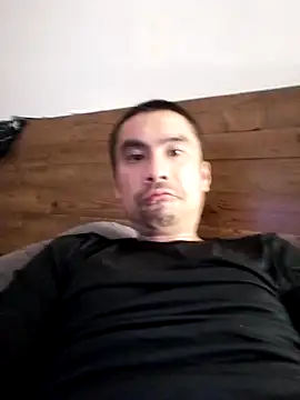 Stronggdragon85 online show from 4, 6, 2026