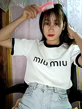 Em xinh01 online show from 8, 4, 2026