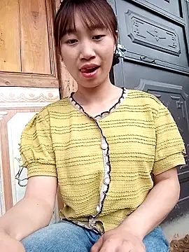 Linh sexy98 online show from 10, 3, 2026