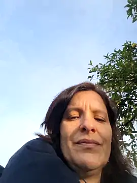 Piediniecollant online show from 8, 2, 2026