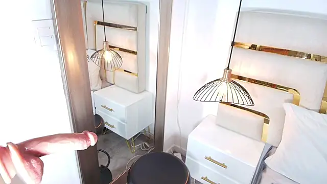 Snapshot of Sophie_Leclair_ chatting on 1, 11, 2025 Sophie Leclair online show from 1, 11, 2025