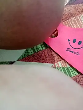 Laal Parilove online show from 5, 12, 2025