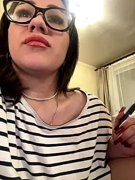 Snapshot of SashaNami chatting on 29, 10, 2025 SashaNami online show from 29, 10, 2025