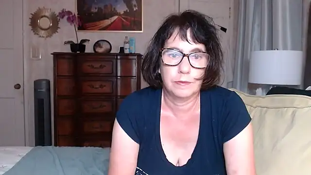 BigbustedBrenda online show from 4, 11, 2025