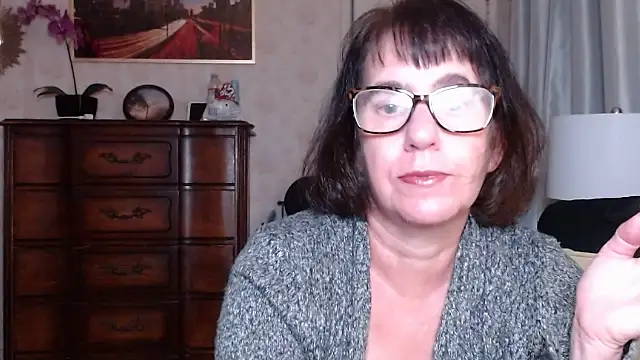 BigbustedBrenda online show from 2, 12, 2025