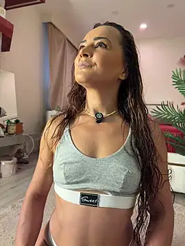 Snapshot of SiennaRosse chatting on 15, 7, 2026 SiennaRosse online show from 15, 7, 2026