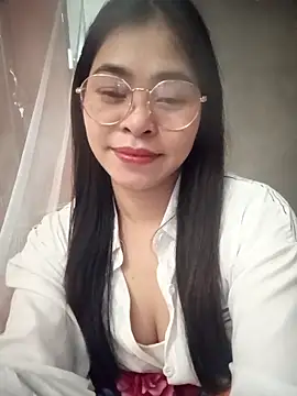 Bamboo-niee123 online show from 13, 2, 2026