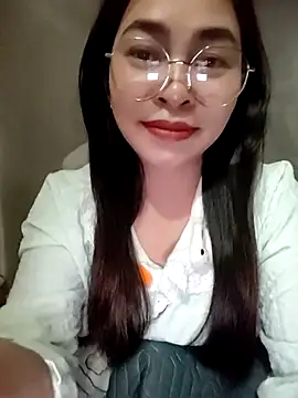 Bamboo-niee123 online show from 1, 4, 2026