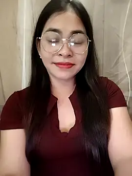 Bamboo-niee123 online show from 12, 4, 2026