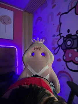 Snapshot of Maryana_LS chatting on 28, 10, 2025 Maryana LS online show from 28, 10, 2025