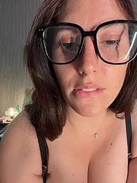 MysteryGirl   online show from 29, 5, 2026