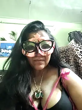 LOVE  RANI online show from 15, 4, 2026