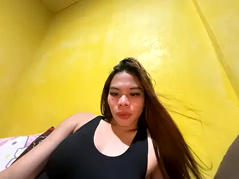 Snapshot of kierra_fox chatting on 21, 12, 2025 kierra fox online show from 21, 12, 2025