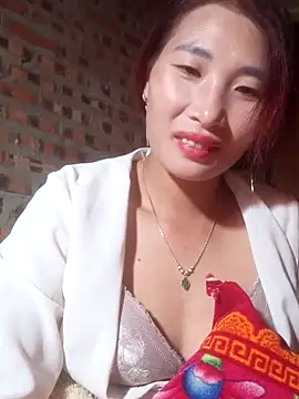 Snapshot of HGiasexy69 chatting on 5, 12, 2025 HGiasexy69 online show from 5, 12, 2025