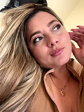 BunnyFoxxxy online show from 13, 12, 2025